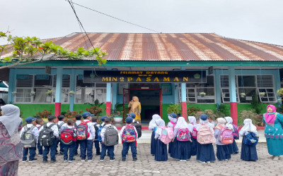 MIN 2 Pasaman sambut 63 Siswa Baru